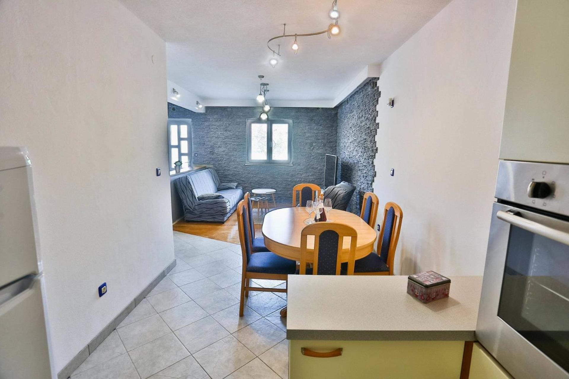 סוטיבאן Apartment Mato מראה חיצוני תמונה